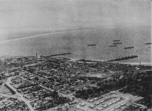 Port Elizabeth : Blick von einer Anhöhe auf Port Elizabeth und den Hafen de Stadt