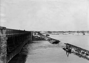 Bau der Leineflutbrücke bei Seelze/Mittellandkanal