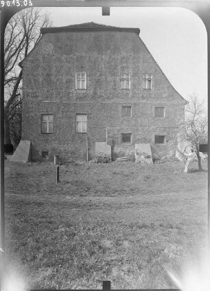 Drebkau-Steinitz, Teichweg 2. Gutshaus. Giebelfront