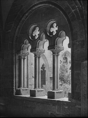 Erfurt, Dom Beatea Mariae Virginis (Marienkirche), Kreuzgang, Ostflügel, Arkade