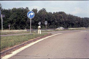 Ausfahrt aus Kreisel (Basel Richtung Umkirch) zu B31a (Freiburg Richtung Umkirch)