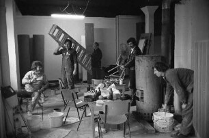Einrichtung einer internationalen Kindertagesstätte durch einen Arbeitskreis der Jungsozialisten und durch die Arbeiterwohlfahrt in der Schillerstraße 31