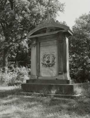 Denkmal für Carl Dietrich Lothar Graf von Hohenthal