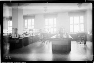 Bau Me 24 Verwaltungsgebäude und Laboratorium