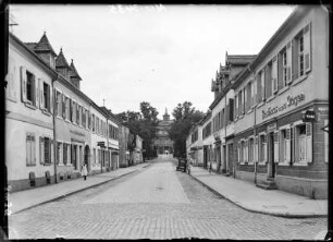 Rastatt. Auffahrt zum Schloss