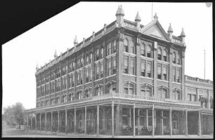 Redding, California. The Temple Hotel