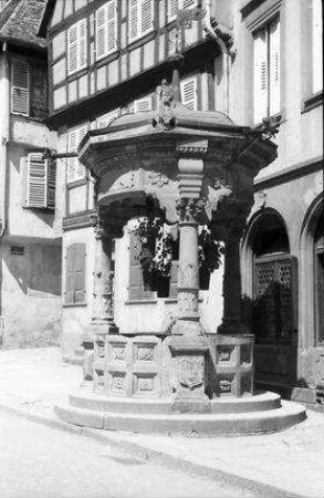 Oberehnheim, Obernai: alter Brunnen, Sechs-Eimer-Brunnen