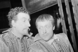 Szenenbilder aus "Hamlet" von W. Shakespeare, Inszenierung F. Kortner,