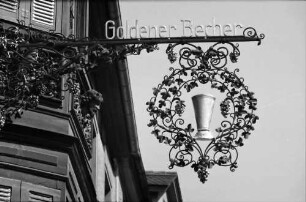 Rottweil: Aushängeschild "Goldener Becher"