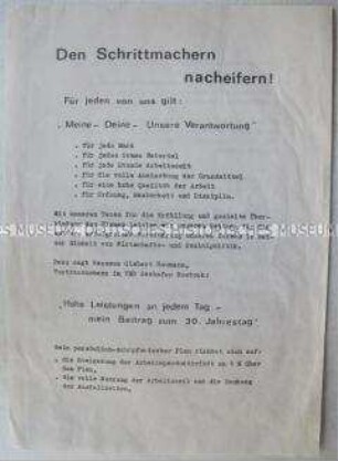 Propagandaflugblatt mit dem Aufruf zu höheren Leistungen zu Ehren des 30. Jahrestages der DDR