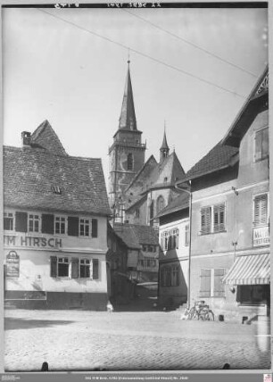 Marktplatz mit Kirche St. Ursula in Oberursel