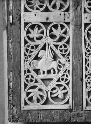Buchdeckel mit den Evangelistensymbolen — Symbol des Evangelisten Markus