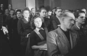 Aufnahmen des Jungaktivistenkongresses der FDJ in Zeitz