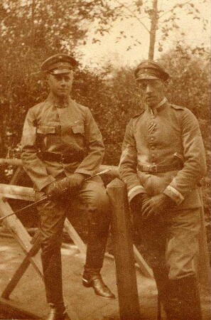 Erster Weltkrieg - Lazarett III Gewerbeschule Karlsruhe. Unbekannte Soldaten