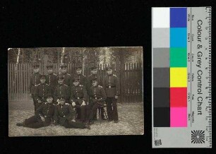 Foto Gruppe Füsiliere, adressiert an Matr. K. Vogler, Netzsperrkommando Wilhelmshaven