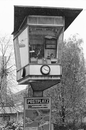 Hochstand der Dresdner Verkehrsbetriebe am Postplatz