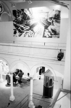 Berlin: S-Bahn Ausstellung; S-Bahn Brückenbaumontage nach eigenem Photo an der Stirnwand