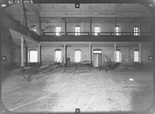 Dresden-Neustadt, Königsbrücker Straße 76. Gaststätte "Aktiv" (Ehem. Deutsche Reichskrone, Damm's Etablissement, Reichsadler, Reichsbanner; 1869, Erweiterung 1873). Ballsaal