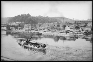 Meißen. Martinsberg - Elbe mit Dampfer Pillnitz