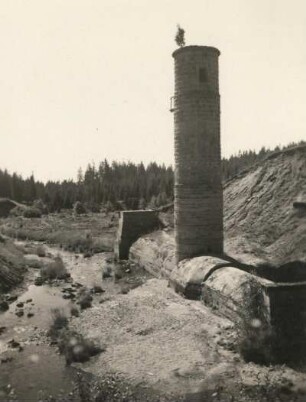 Isergebirge. Dessendorfer Talsperre, durch Wasserfluten geborsten