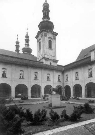 Prag. Kloster Strahov. Kreuzgang. Nord- und Osttrakt
