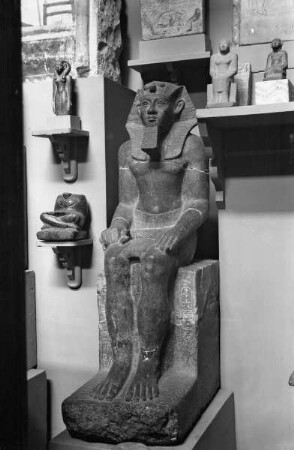 Sitzstatue des Neferhotep III.