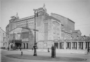 Dortmund, Stadttheater : Dortmund. Stadttheater. Haupteingangsseite