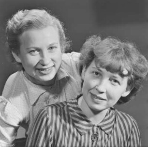 Elisabeth Gremmler (rechts) und eine Freundin