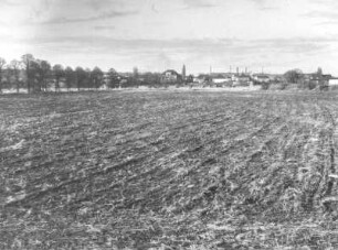 Dresden-Friedrichstadt. Großes Ostragehege. Blick zum Schloß Übigau