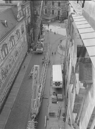 Montage des Wippauslegers für 250-Mp-Mobildrehkran mit 80-Mp-Mobildrehkran