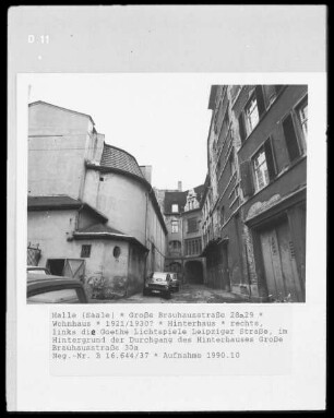 Wohnhaus — Hinterhaus