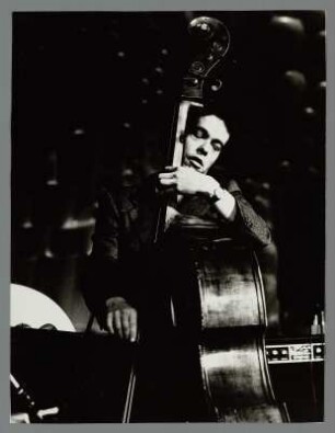 Alby Cullaz : Portrait des Jazz-Bassisten Alby Cullaz beim Jazz Jamboree Warschau 1983