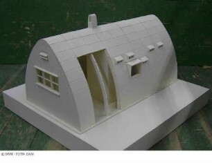 Typenhaus für Afrikaner aus Betonfertigteilen "Hook-on-Slab - Konstruktion" - Modell des Haustyp 7