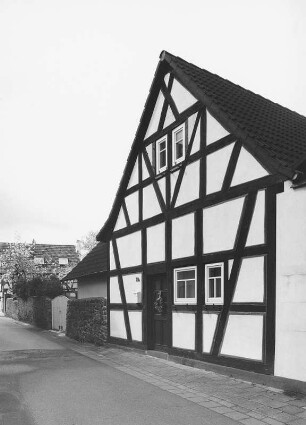 Hanau, Zur Bleiche 10, Zur Bleiche 10A