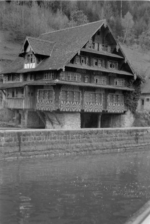 Treib : Die Treib, eine Haltestelle für Dampfschiffe am Vierwaldstättersee.