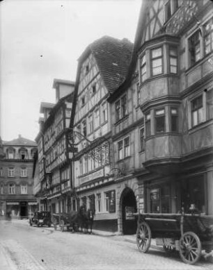 Ochsenfurt, Brauerei Oechsner : Ochsenfurt. Wohn- und Geschäftshäuser, Brückenstraße 2/12. Straßenansicht