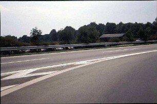 Einfahrt West zu Hauptfahrbahn West (Karlsruhe Richtung Basel)