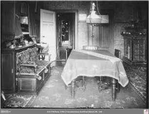 Wohnung Witwe Elise Scharff, Gärtnerweg 38: Esszimmer mit Durchblick zum Wohnzimmer