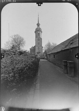 Niederau-Gröbern. Pfarrkirche (1686-1689). Ansicht von Westen