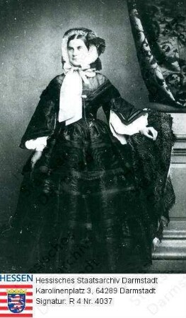 Marie Königin v. Bayern geb. Prinzessin v. Preußen (1825-1889) / Porträt, stehend, Ganzfigur