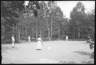 Dresden. Tennisplatz im Garnison-Lazaerett