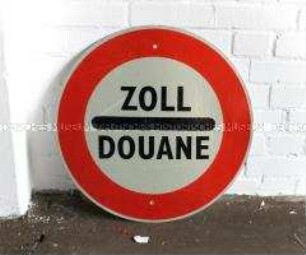 Hinweisschild Zoll / Douane für eine Grenzübergangsstelle
