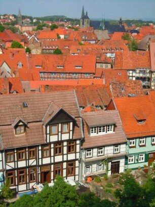 Quedlinburg - Stadtübersicht : Stadtübersicht vom Schloss, aufgenommen in Quedlinburg am 29. April 2014. Foto Uwe Gerig