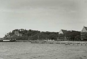 Glücksburg, Blick über die Flensburger Förde zur Strandpromenade