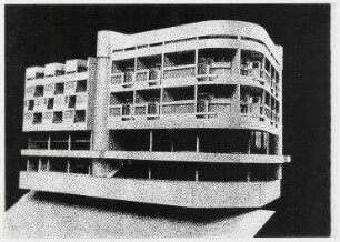 Wettbewerb Wohn- und Geschäftshaus, BMW-Haus, 1. und 2. Stufe (nicht realisiert) – Skizzenmappe: Modellansicht. Berlin-Charlottenburg, Kurfürstendamm 31, Uhlandstraße 177/178