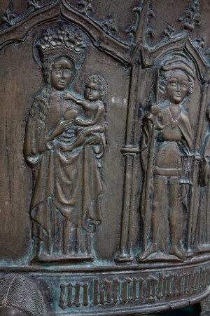 Deutschland. Niedersachsen. Groothusen. Evangelisch reformierte Kirche. Taufe von Ghert Klinghe. 1454