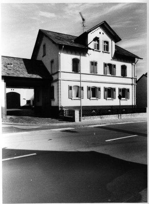 Hüttenberg, Hauptstraße 185