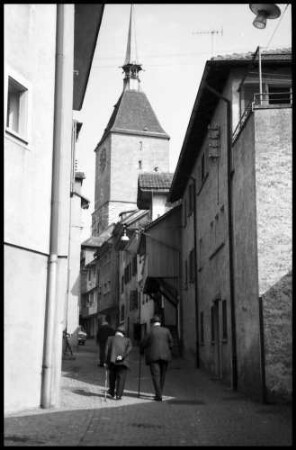 Aarau: Ziegelrain, Gasse mit Torturm