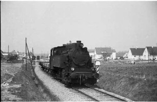 Lok 16, Az 405 Baustelle Rangendingen mit Trapeztafel des Bahnhofsbereichs