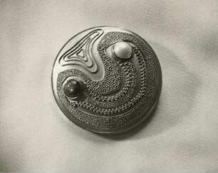 Brosche von Elisabeth Treskow